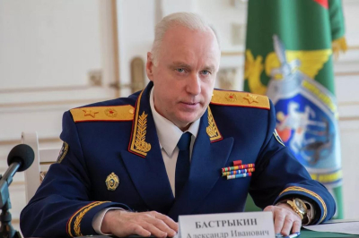 Потолки текут, дети дома: Бастрыкин взял на контроль затопленную школу в Бердске