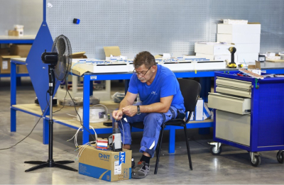 Каков средний возраст работающего россиянина