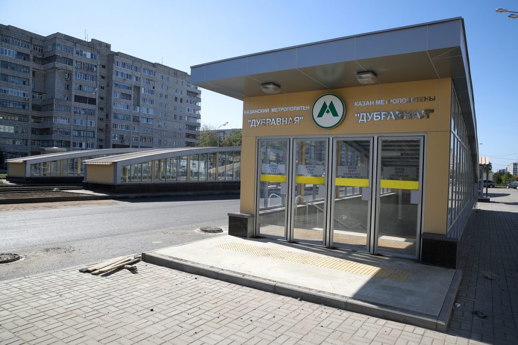 На станции метро Дубравная в Казани отключилось освещение