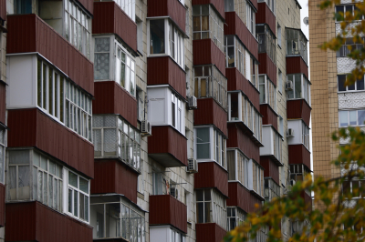 Татарстанцы стали чаще остеклять и обшивать балконы