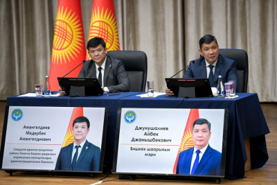 Жители Достука пришли к мэру за ответом по земельному вопросу