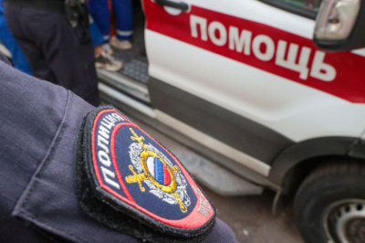 Мужчина умирал в луже крови после нападения подростков с ножом