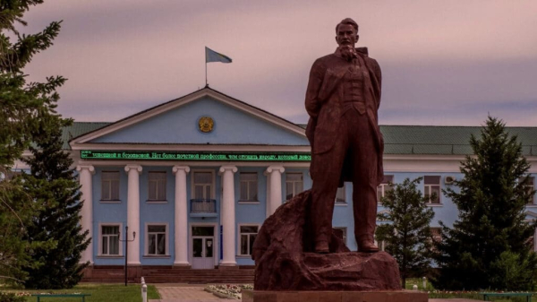 Саткалиев рассказал, какую АЭС могут построить в Курчатове