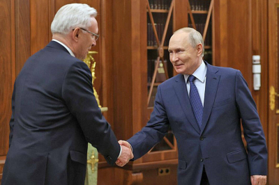 Когогин – Путину: КАМАЗ прошел «развод» с европейскими партнерами без остановки – пожали руки и попрощались до лучших времен