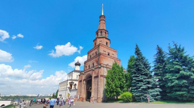 Полумесяц на башне Сююмбике в Казани отреставрируют