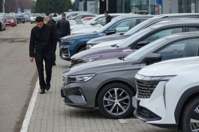 В Татарстане вырос интерес к машинам с пробегом: лидируют LADA и Mitsubishi