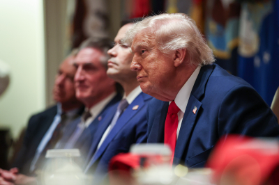 Трамп объявил о заключении сделки с Ираном – цены Brent рухнули ниже $84 за баррель